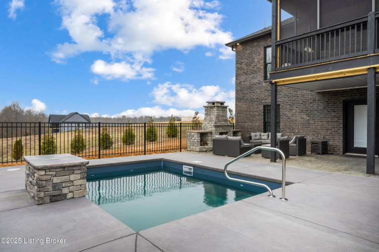 Listing Image 56