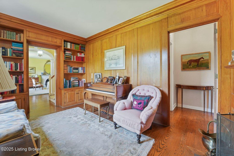 Listing Image 22