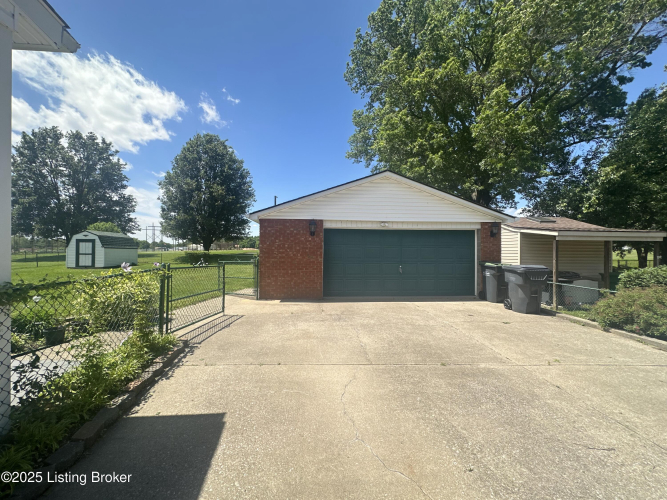 Listing Image 25