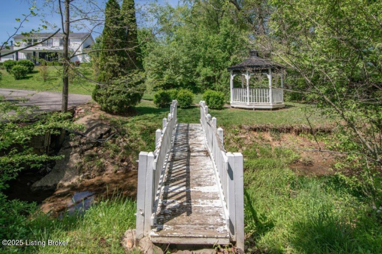 Listing Image 93