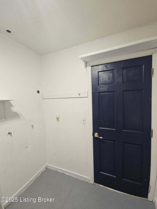 Listing Image 36
