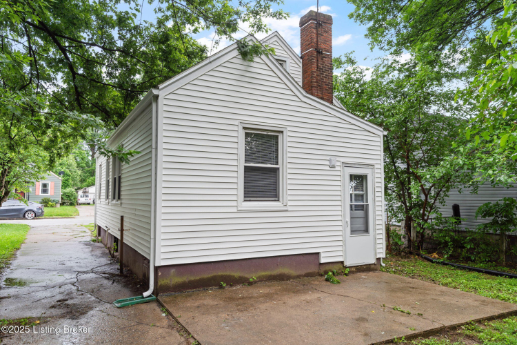 Listing Image 21