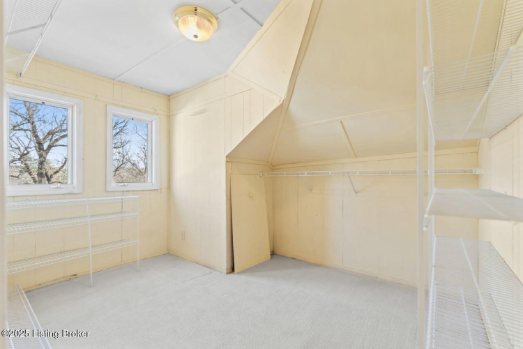 Listing Image 53