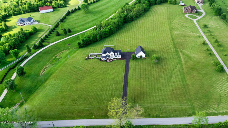 Listing Image 46