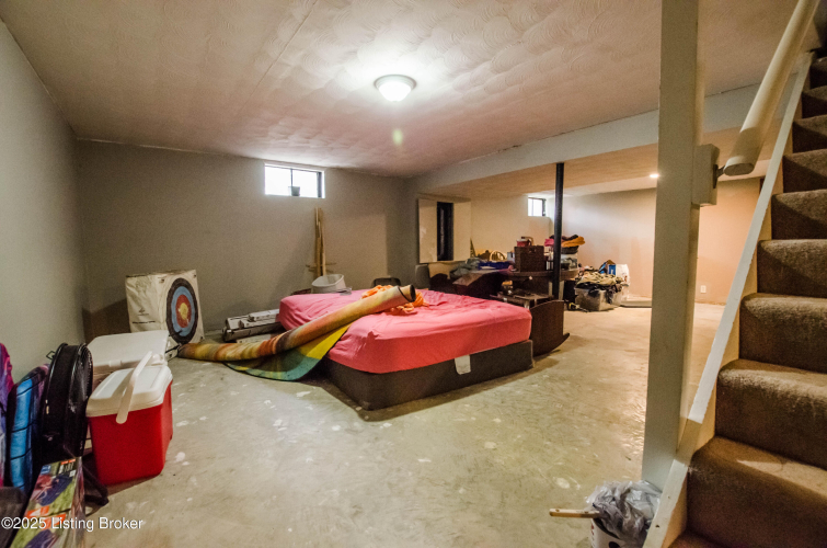 Listing Image 56