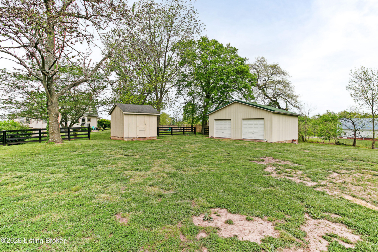 Listing Image 37