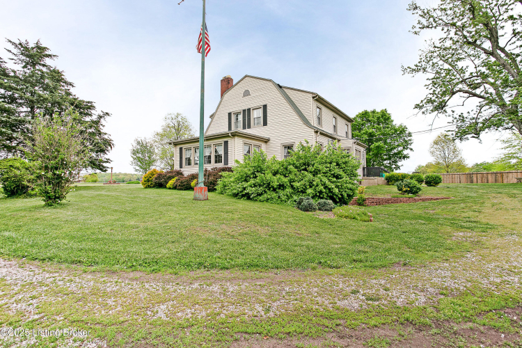 Listing Image 40