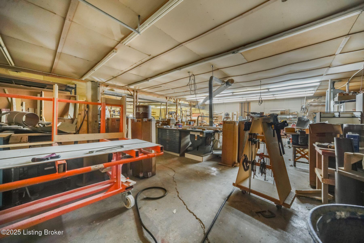 Listing Image 23