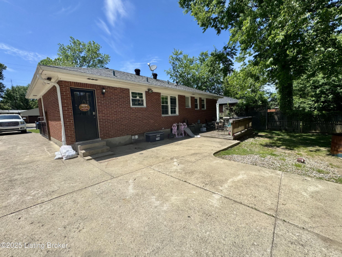 Listing Image 37