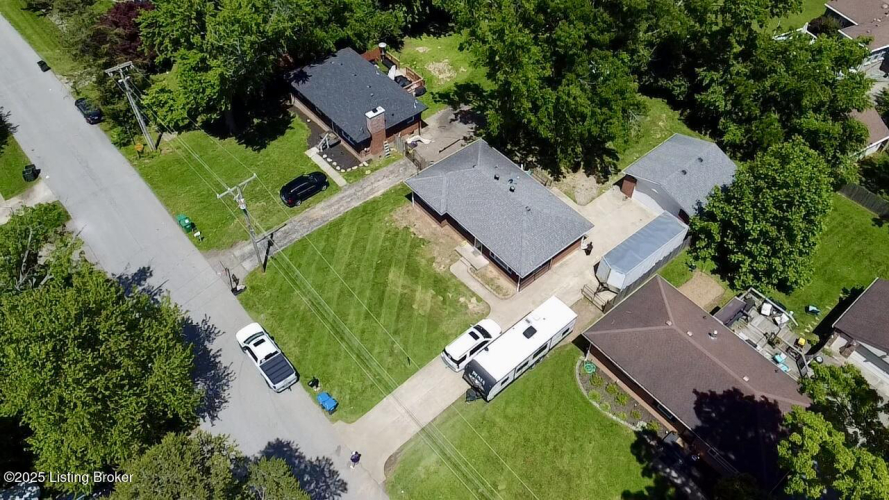 Listing Image 38