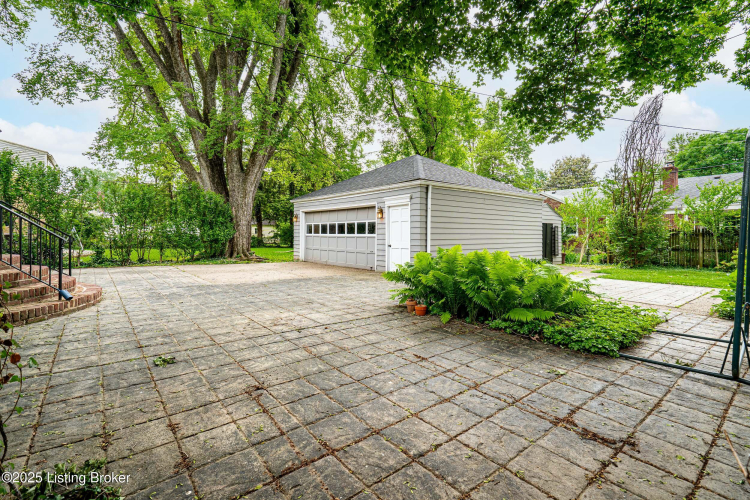 Listing Image 50