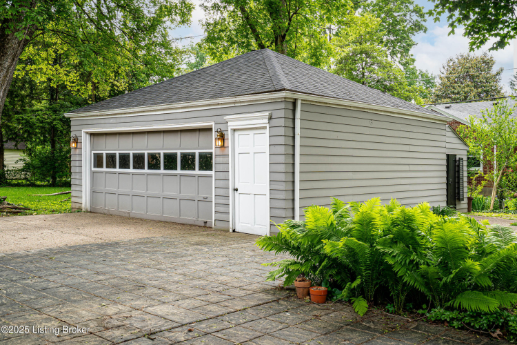 Listing Image 51