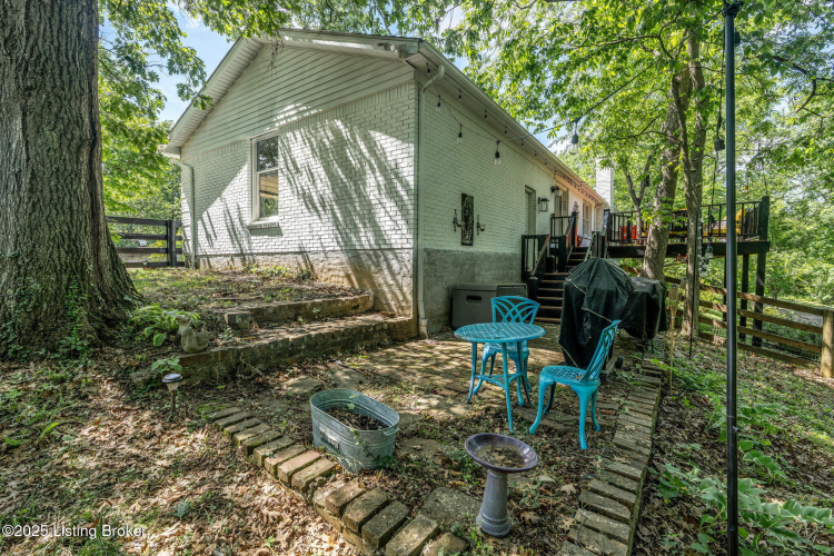 Listing Image 29