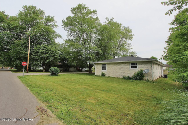 Listing Image 26