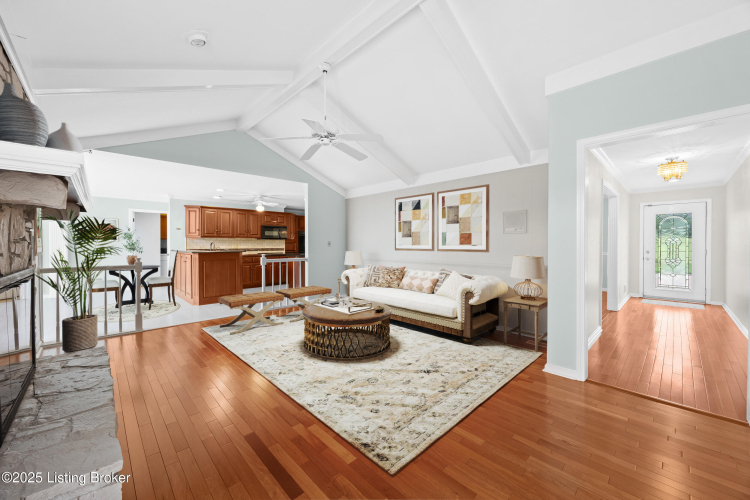 Listing Image 18