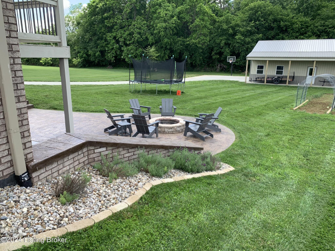 Listing Image 12
