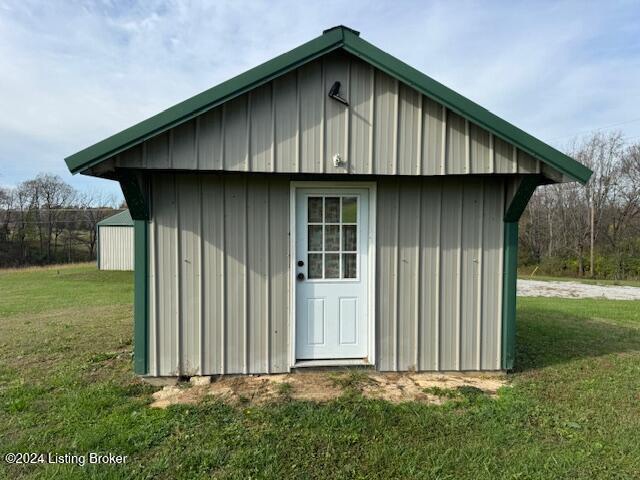 Listing Image 3