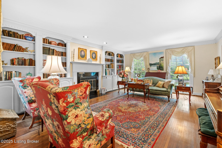 Listing Image 8