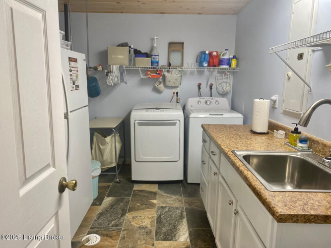 Listing Image 53