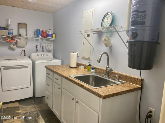 Listing Image 54