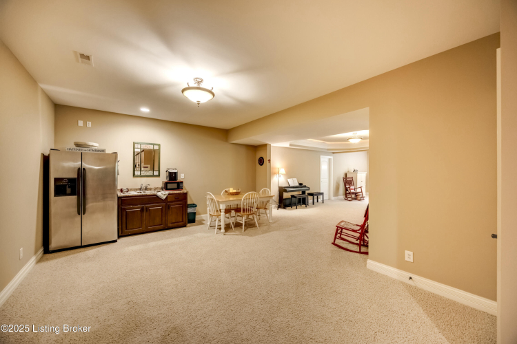 Listing Image 103