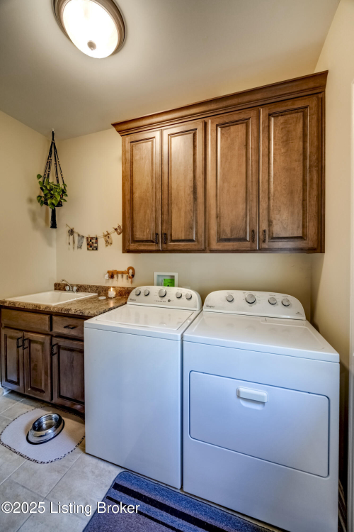 Listing Image 104