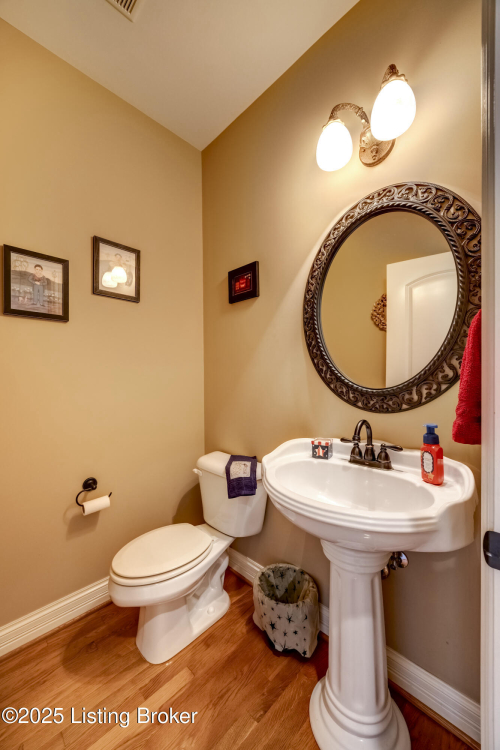 Listing Image 107