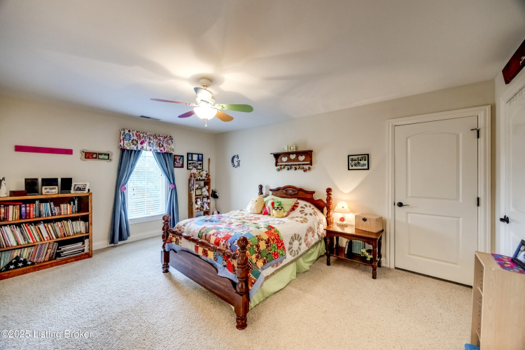 Listing Image 82