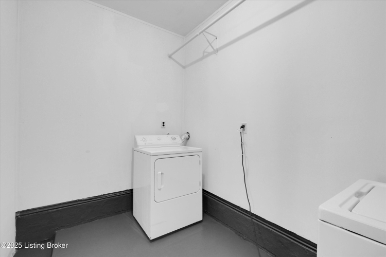 Listing Image 26