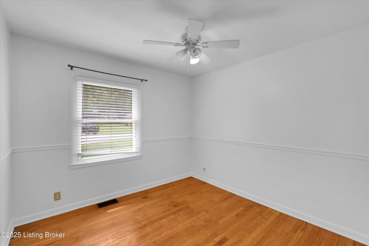 Listing Image 34