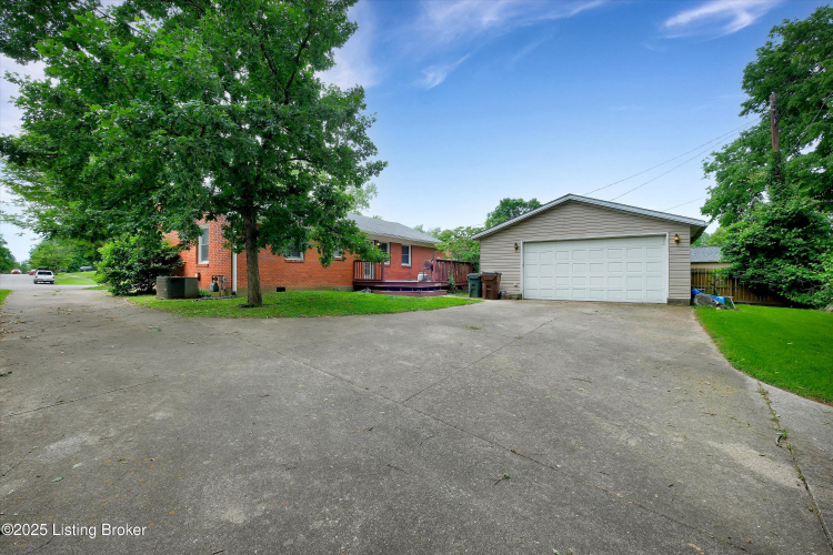Listing Image 39