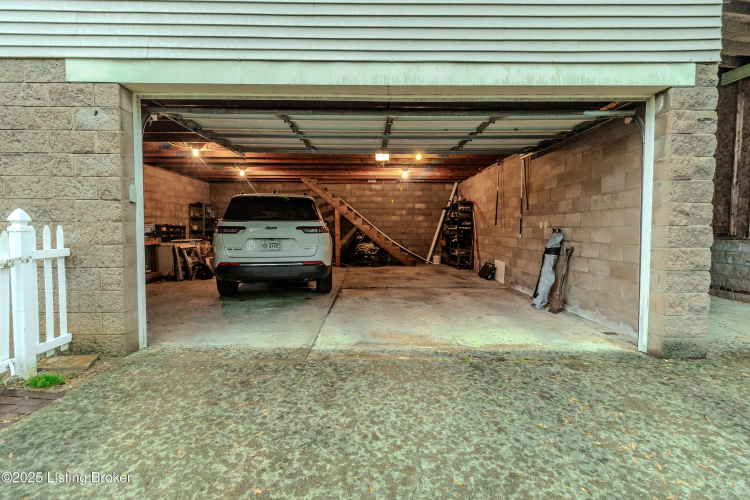 Listing Image 41