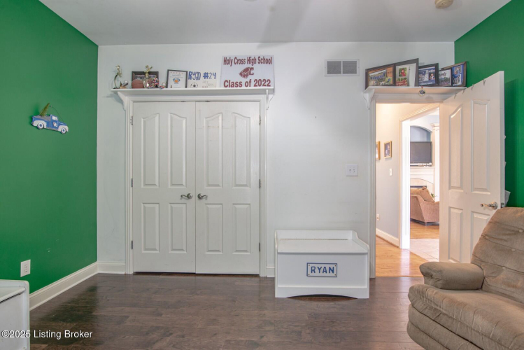 Listing Image 56