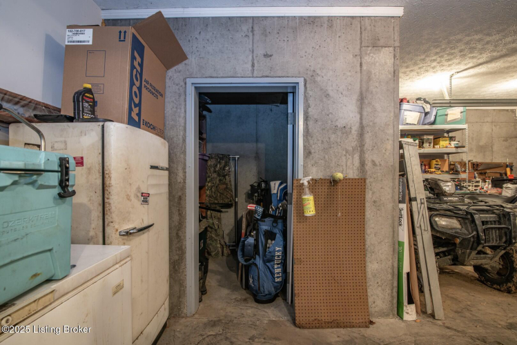 Listing Image 81