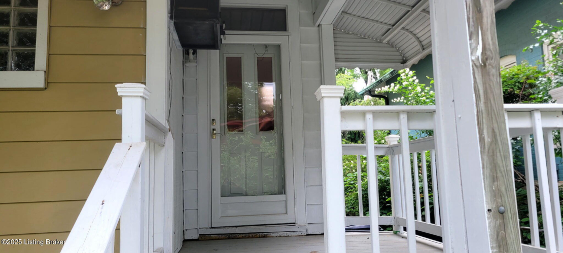 Listing Image 17