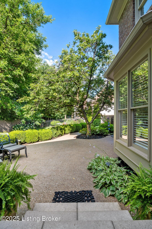 Listing Image 56