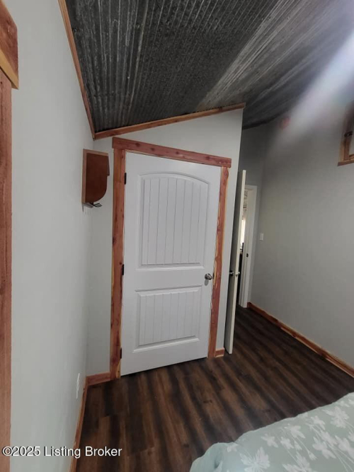 Listing Image 44