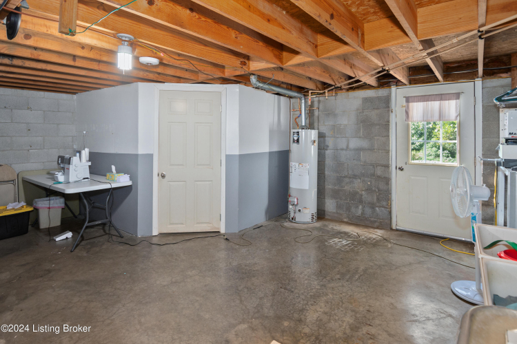 Listing Image 48