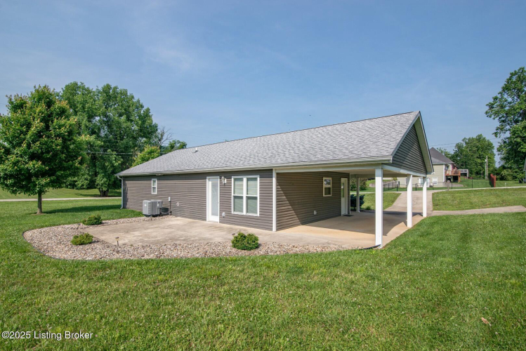 Listing Image 8