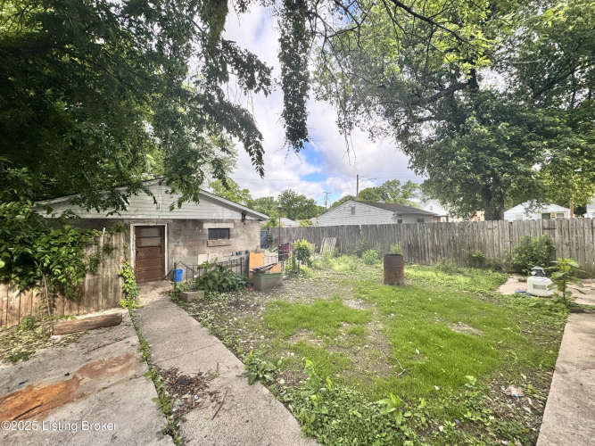 Listing Image 15