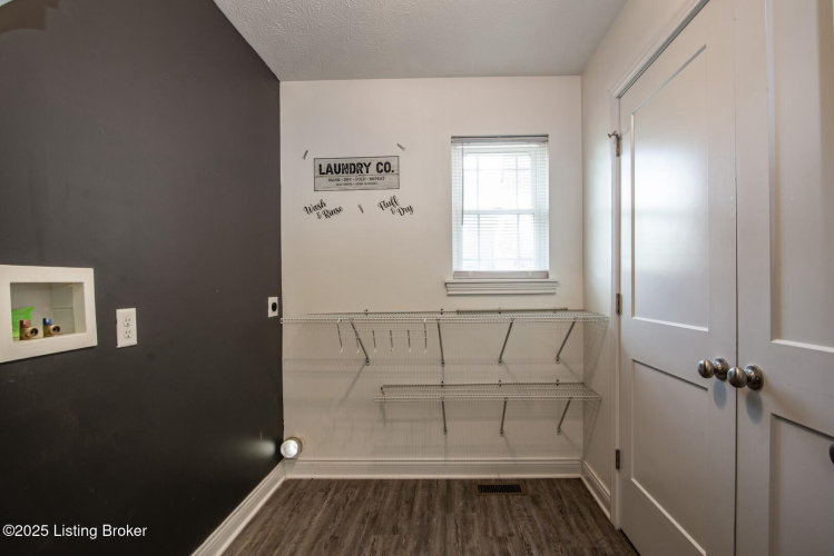 Listing Image 36