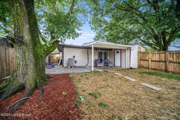 Listing Image 24
