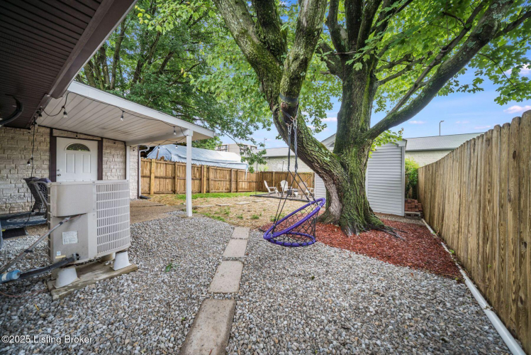Listing Image 45