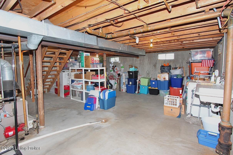 Listing Image 52