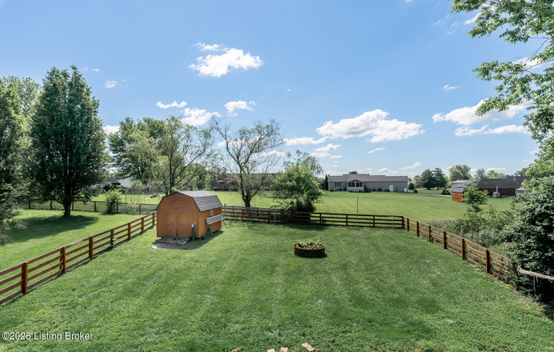 Listing Image 44