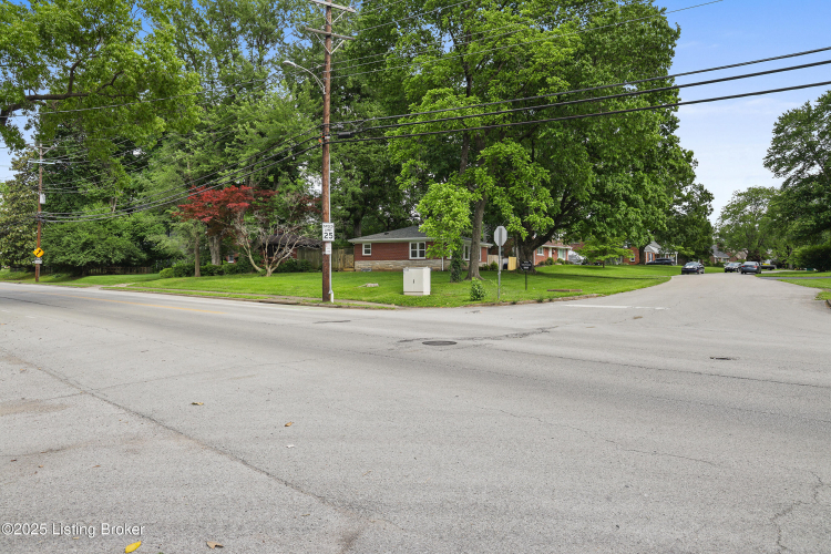 Listing Image 41