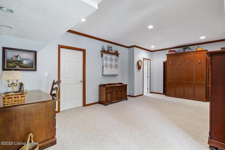 Listing Image 57
