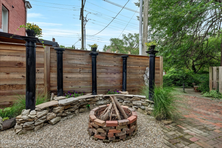 Listing Image 54