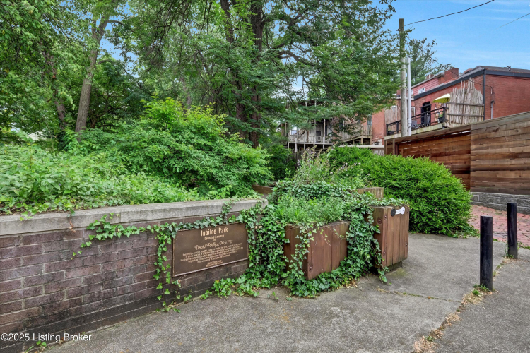 Listing Image 58