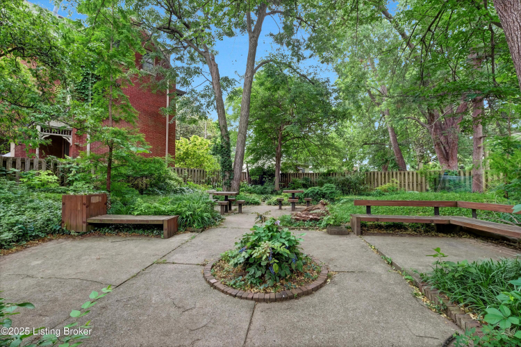 Listing Image 59